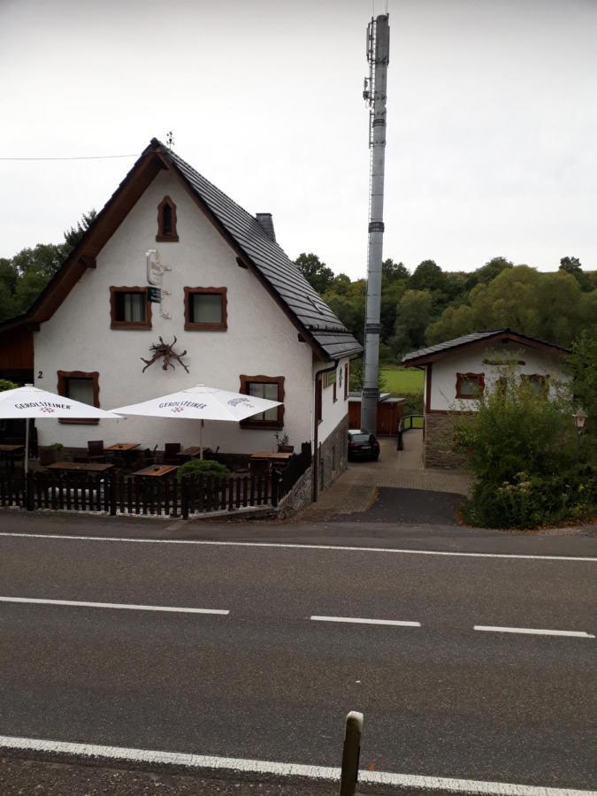 Weisseshaus 1 Hotel บลังเคินไฮม์ ภายนอก รูปภาพ
